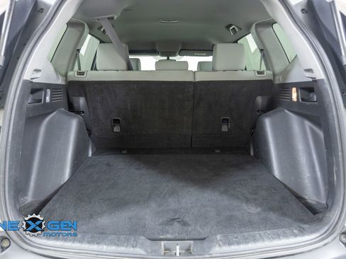 Used 2019 Honda CR-V LX image 32
