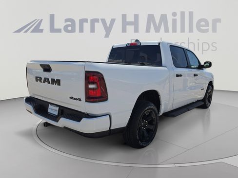 New 2026 RAM 1500 Express AWD/4WD image 5