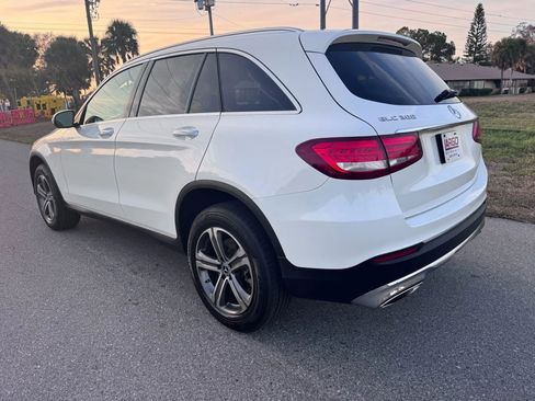 Used 2019 Mercedes-Benz GLC 300 image 5