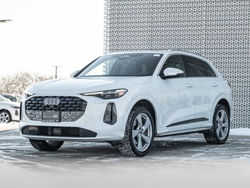 Certified 2025 Audi Q5 Premium Plus w/ Premium Plus image 7