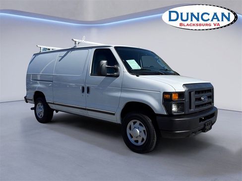 Used 2013 Ford E-350 and Econoline 350 Super Duty image 1