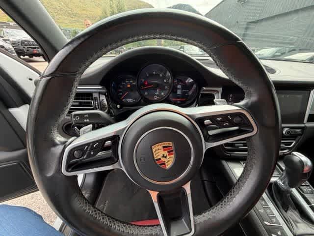 Used 2019 Porsche Macan AWD/4WD image 22