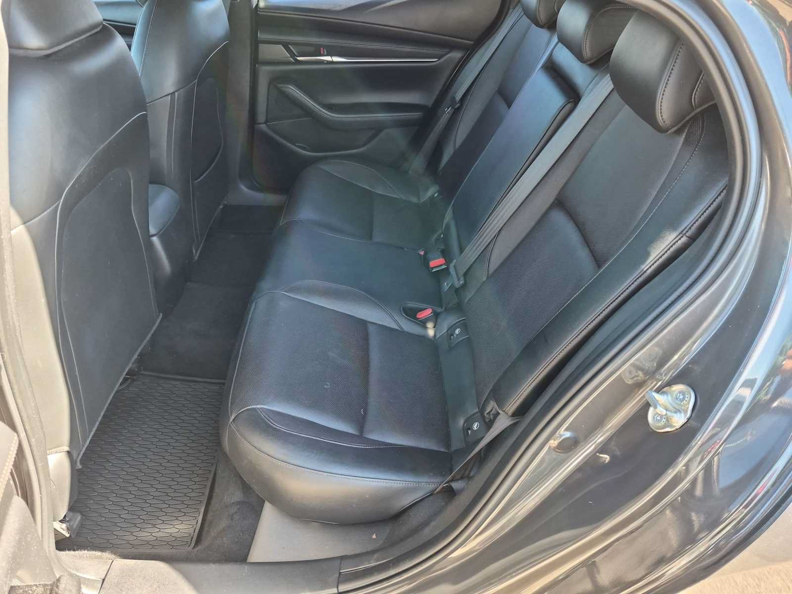 Used 2019 MAZDA MAZDA3 Hatchback w/ Premium Package FWD image 20