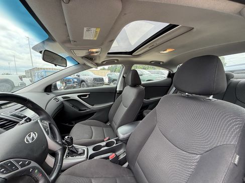 Used 2016 Hyundai Elantra Value Edition FWD image 27