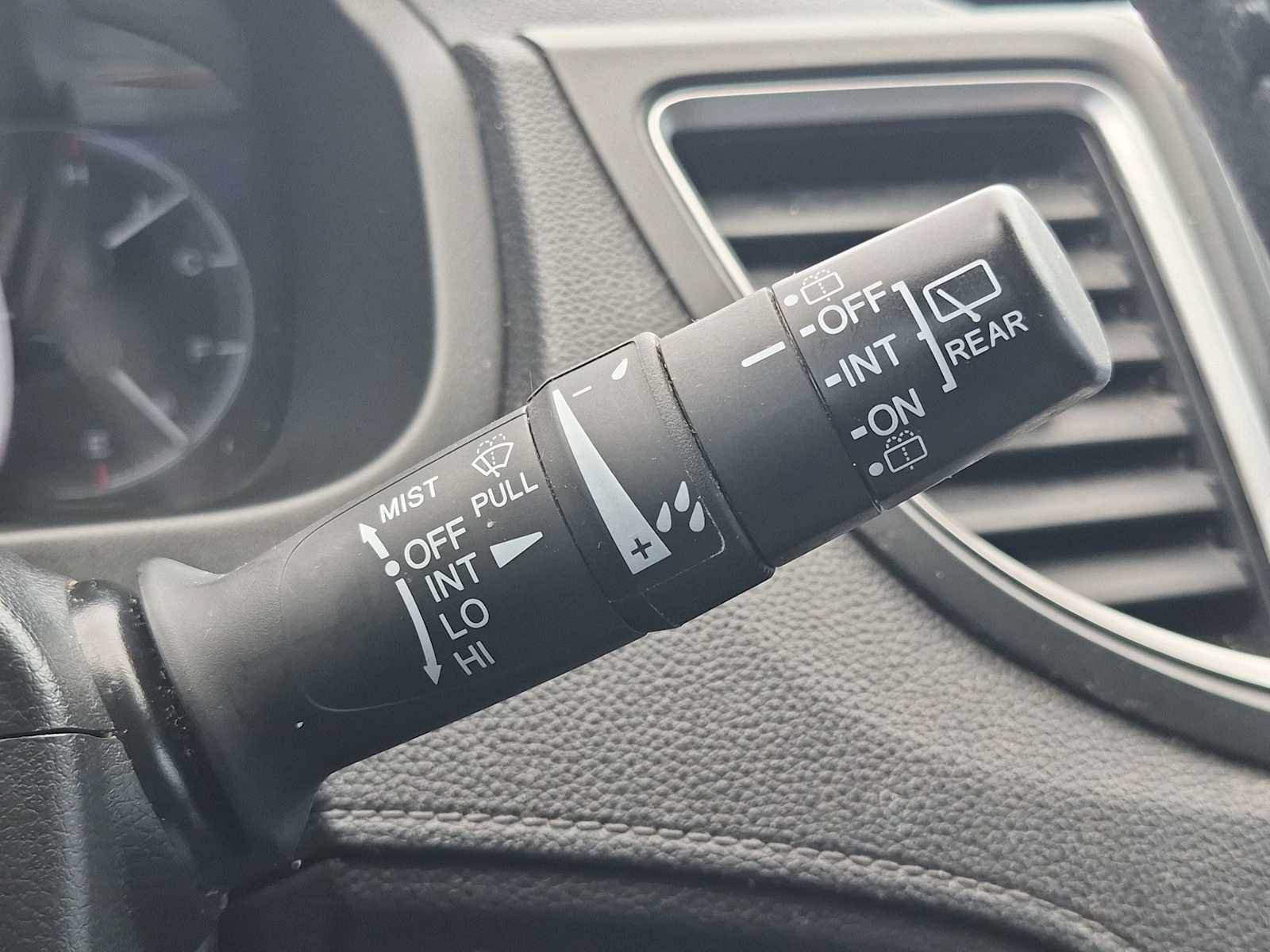 Used 2015 Honda CR-V Touring image 26