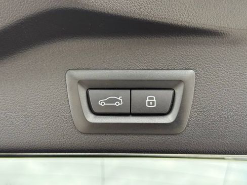 Used 2026 BMW X5 sDrive40i w/ M Sport Package RWD image 17