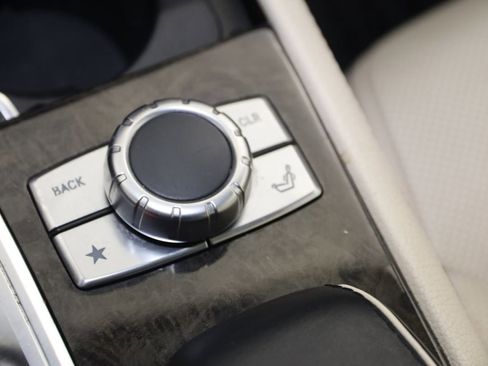 Used 2013 Mercedes-Benz SL 550 image 43