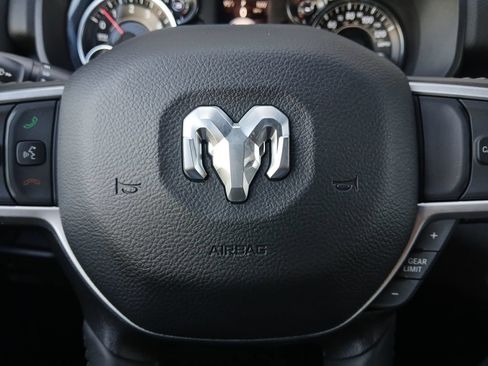Used 2023 RAM 1500 Lone Star AWD/4WD image 5