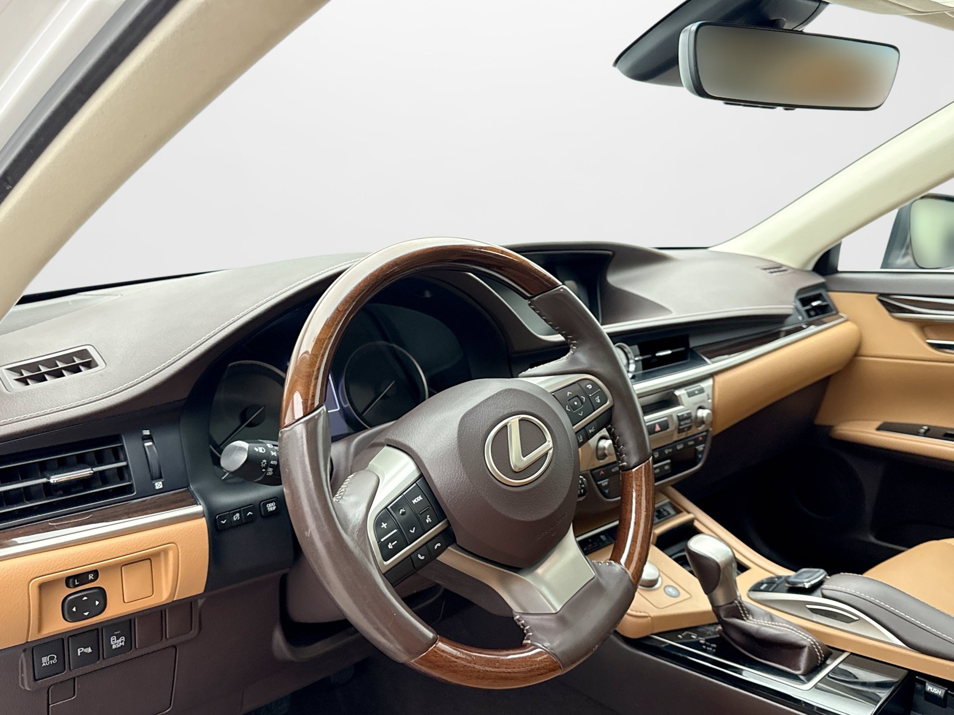 Used 2018 Lexus ES 350 w/ Navigation System Package FWD image 10