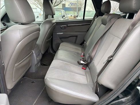 Used 2012 Hyundai Santa Fe SE image 11