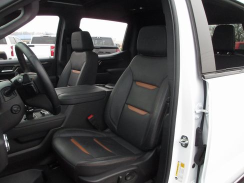 Certified 2025 GMC Sierra 1500 AT4 w/ AT4 Premium Package image 20