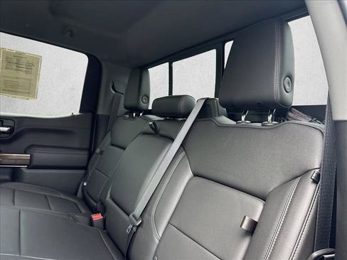 Used 2020 Chevrolet Silverado 1500 LT Trail Boss AWD/4WD image 24