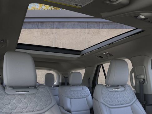 New 2026 Ford Explorer Platinum AWD/4WD image 22