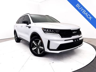 Used 2023 Kia Sorento S w/ Panoramic Sunroof Package