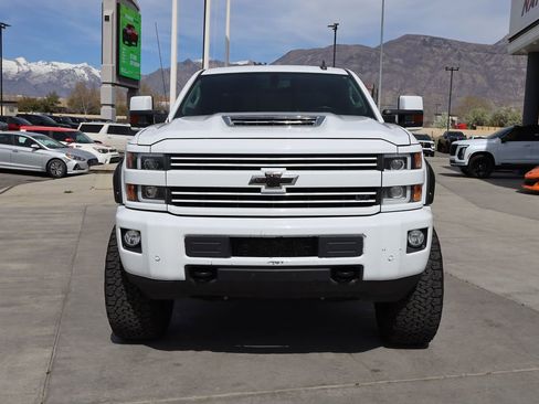 Used 2018 Chevrolet Silverado 2500 LTZ w/ Duramax Plus Package AWD/4WD image 9