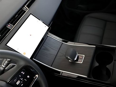 New 2026 Land Rover Range Rover Evoque Dynamic SE image 40