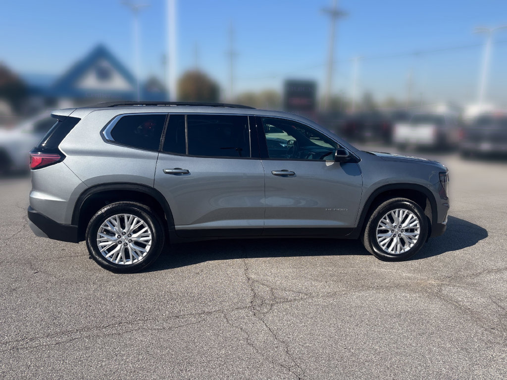 Used 2026 GMC Acadia Elevation w/ Elevation Premium Package FWD image 9