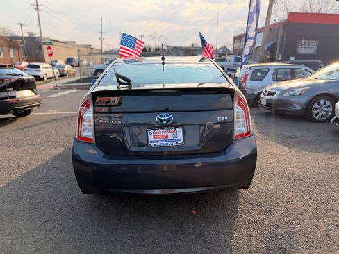 Used 2014 Toyota Prius Two image 5