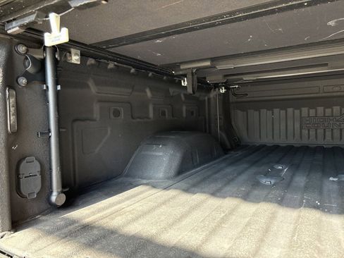 Used 2022 Chevrolet Silverado 3500 High Country image 12