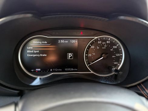 Used 2020 Nissan Versa SR FWD image 17