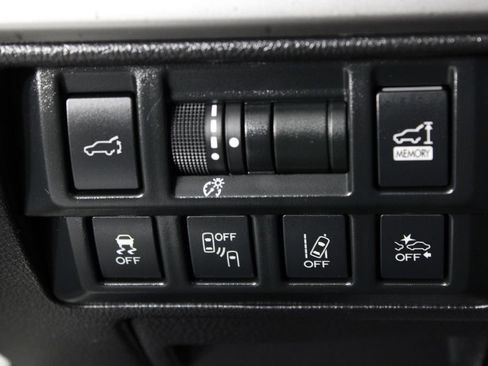 Used 2018 Subaru Outback 2.5i Premium image 21