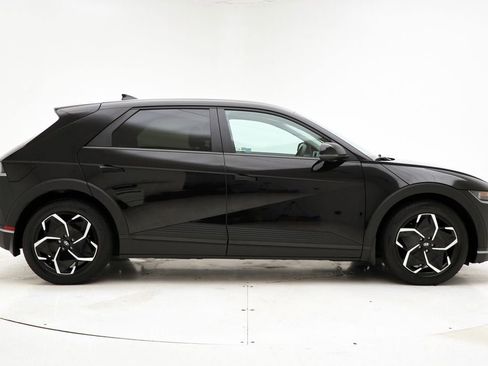 Used 2023 Hyundai Ioniq 5 SEL image 3