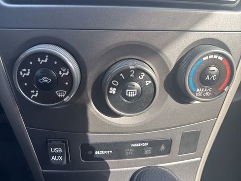 Used 2012 Toyota Corolla S image 20