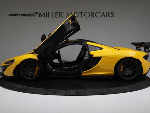 Used 2015 McLaren P1 RWD image 14