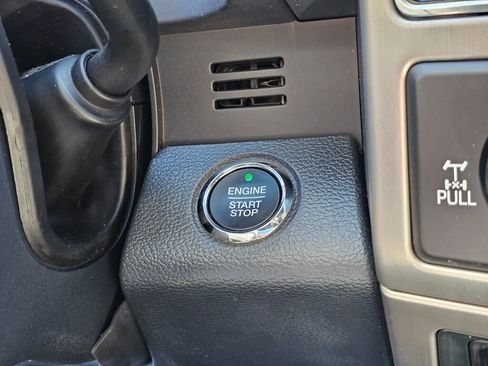 Used 2022 Ford F350 Platinum AWD/4WD image 32