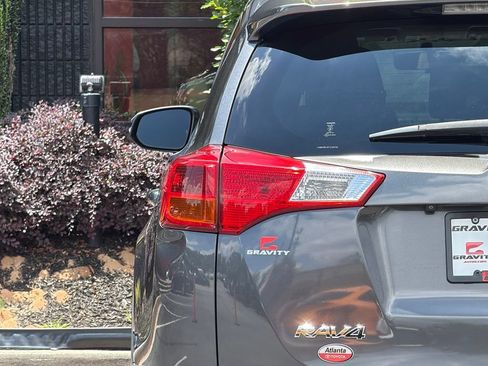 Used 2015 Toyota RAV4 XLE w/ Outdoor Package FWD image 15