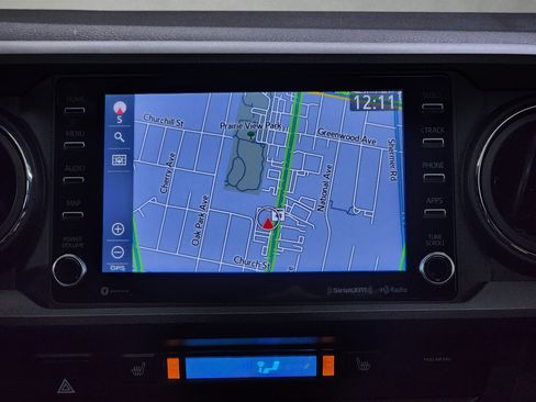 Used 2022 Toyota Tacoma TRD Off-Road w/ TRD Premium Off Road Package image 26