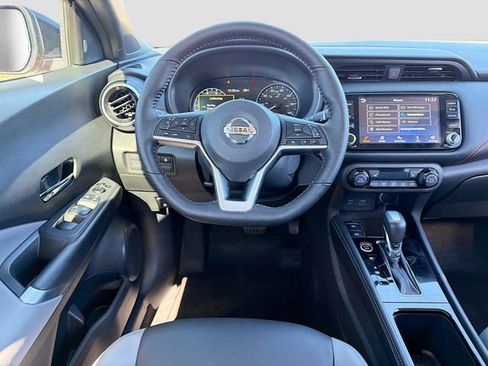 Used 2021 Nissan Kicks SR w/ SR Premium Package image 16
