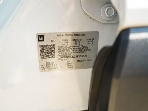 Used 2018 GMC Acadia SLT image 39