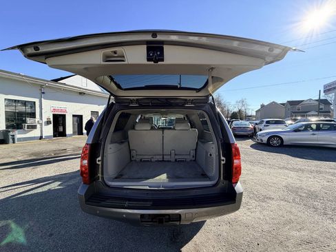 Used 2007 Chevrolet Suburban LT w/ LT Preferred Equipment Group image 53