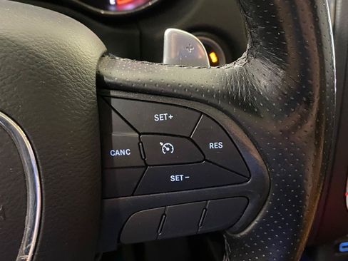 Used 2020 Dodge Durango R/T w/ Blacktop Package AWD/4WD image 18