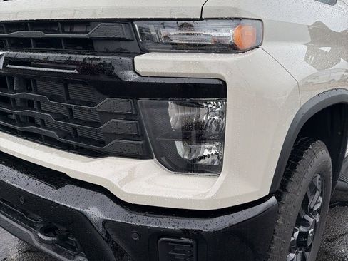 New 2026 Chevrolet Silverado 2500 Custom w/ Custom Value Package image 9