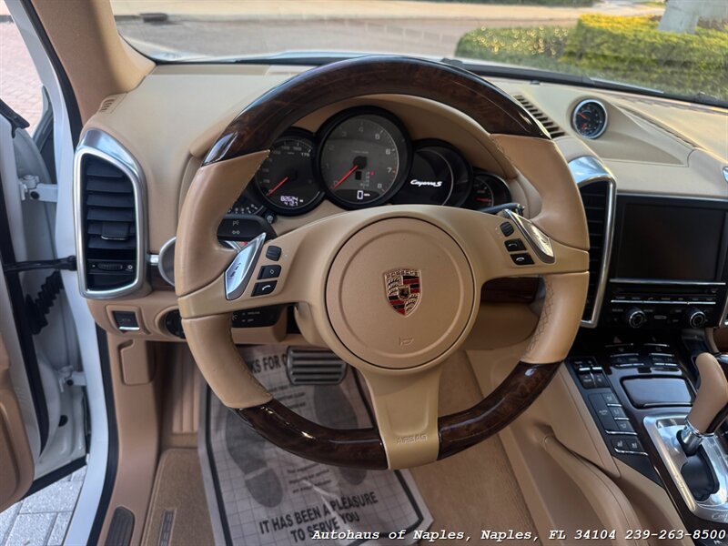 Used 2013 Porsche Cayenne S AWD/4WD image 39