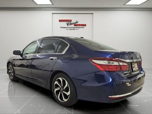 Used 2017 Honda Accord EX image 5
