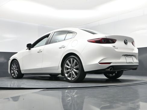 Used 2022 MAZDA MAZDA3 s image 12