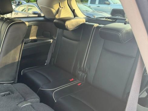 Used 2017 INFINITI QX60 AWD w/ Premium Plus Package image 18