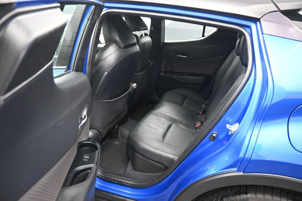 Used 2021 Toyota C-HR Limited FWD image 31