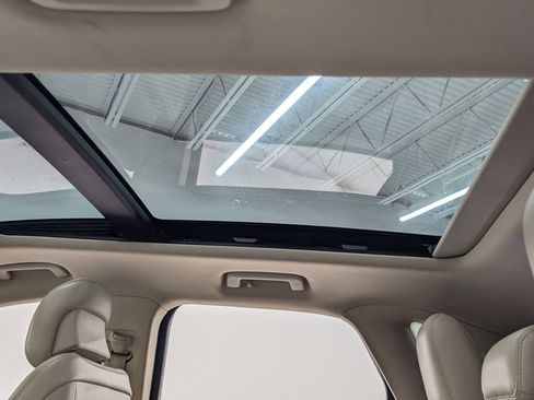 Used 2019 Lincoln MKC Reserve w/ MKC Climate Package image 18