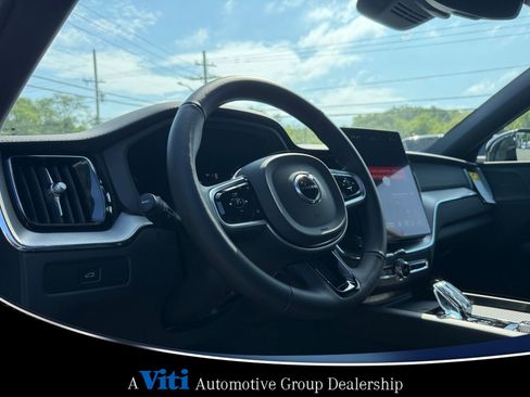 Used 2026 Volvo XC60 B5 Ultra w/ Protection Package Premier image 11