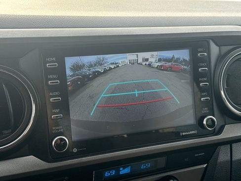 Used 2023 Toyota Tacoma TRD Off-Road image 23