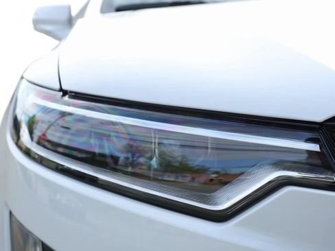 Used 2022 Cadillac XT6 Sport w/ Technology Package image 32