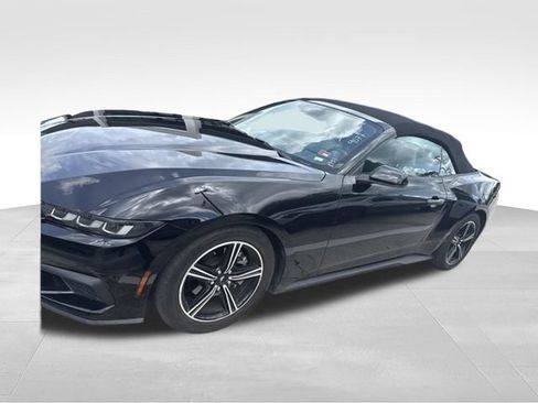 Used 2024 Ford Mustang Premium RWD image 21