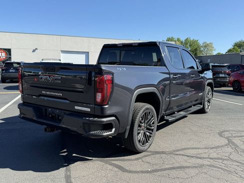 Used 2022 GMC Sierra 1500 Elevation w/ Elevation Premium Package AWD/4WD image 13