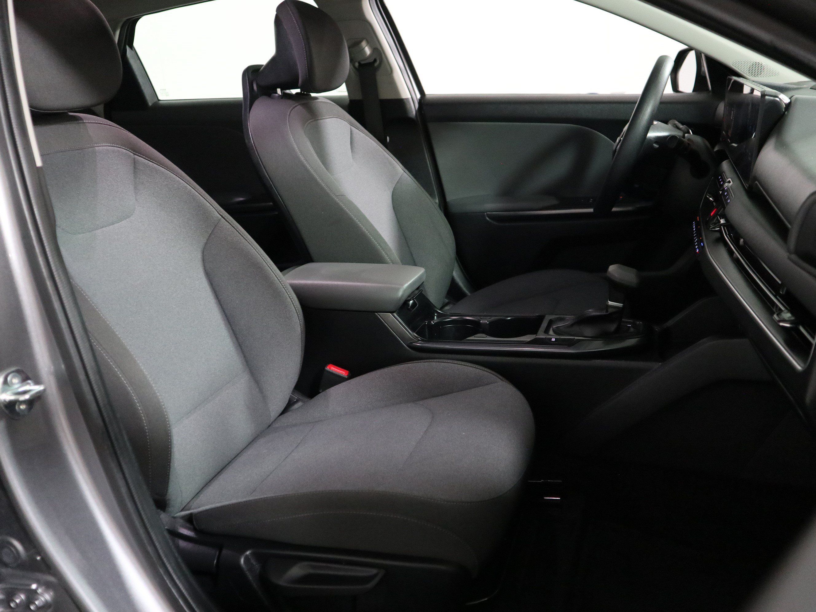 Used 2025 Kia K4 FWD image 20
