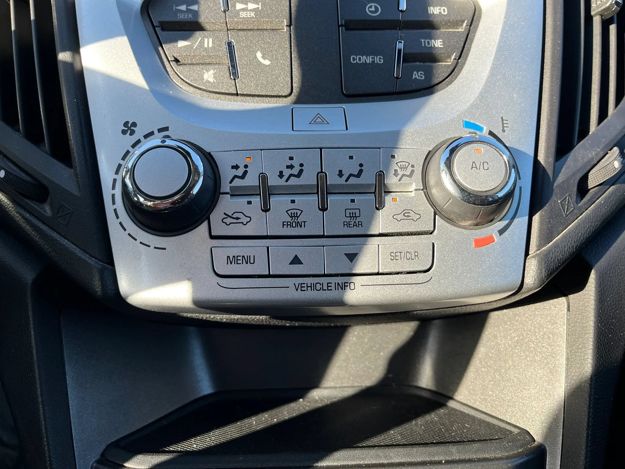 Used 2017 Chevrolet Equinox LS AWD/4WD image 44
