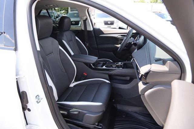 Used 2025 Buick Envision Sport Touring AWD/4WD image 29